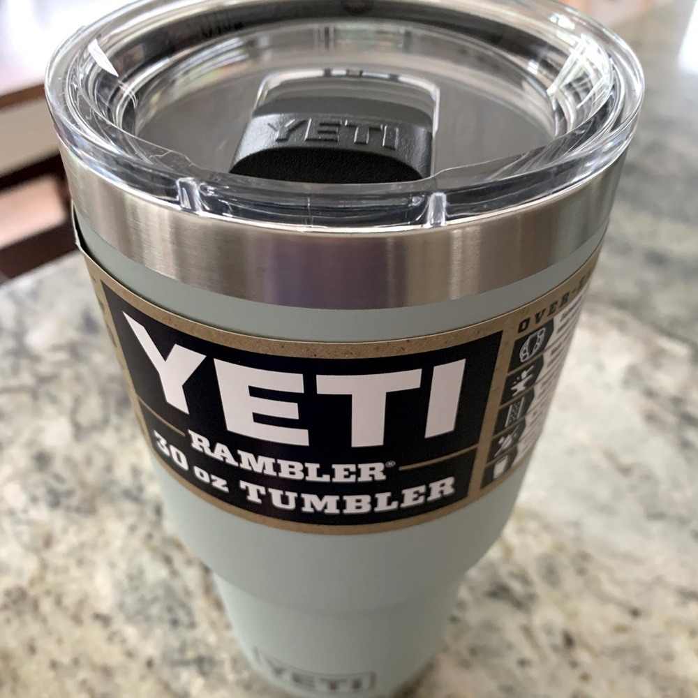 YETI RAMBLER 30oz tumbler SAGEBRUSH GREEN